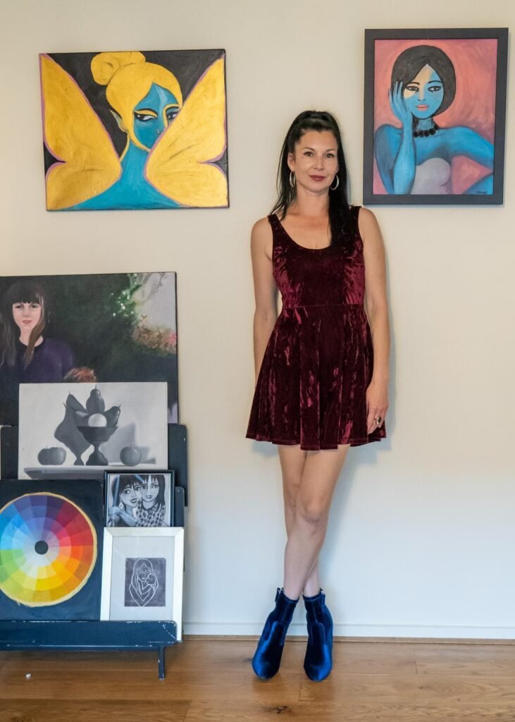 Chaya — Painting Emotion, Healing and the Power of the Human Figure