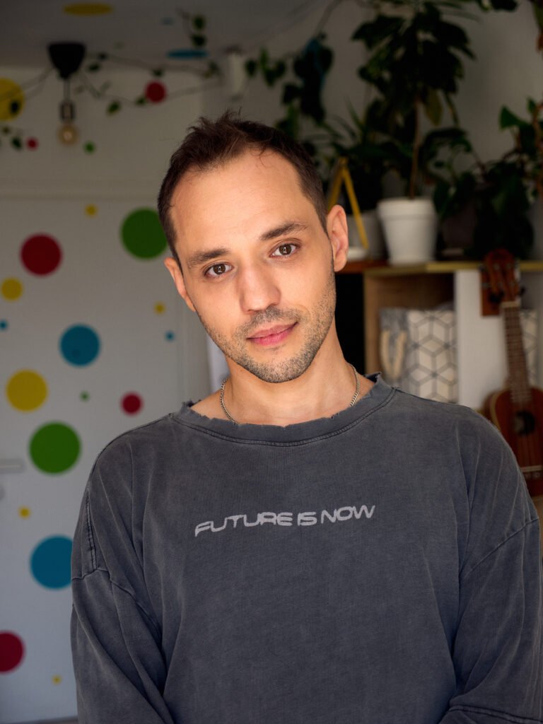Andrii Gardu: Turning Chaos Into Form Through Art, Material and the Human Condition – artwork